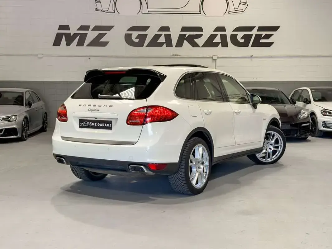 Usado Porsche Cayenne 245 CV (180 kW) 2011 Blanco SUV