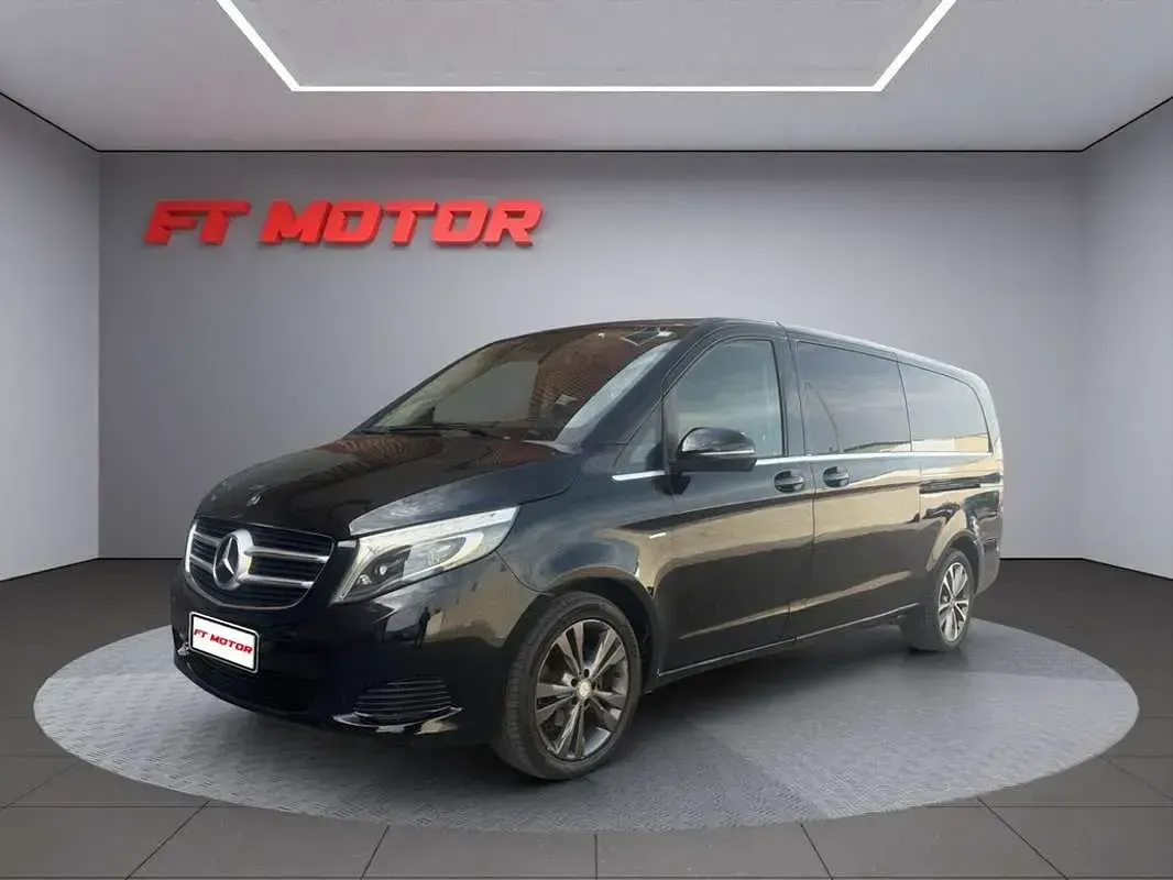 Usado Mercedes V220 Avantgarde 163 CV (119 kW) 2015 Negro Monovolumen