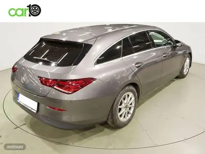 Usado Mercedes CLA200 Business 150 CV (110 kW) 2021 Gris Coupe