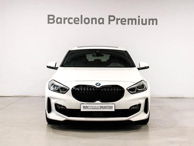 Usado BMW 118 Comfort Edition 150 CV (110 kW) 2023 Blanco Utilitario