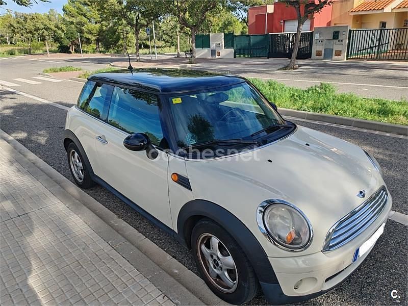 Usado Mini Cooper 120 CV (88 kW) 2009 Beige Utilitario