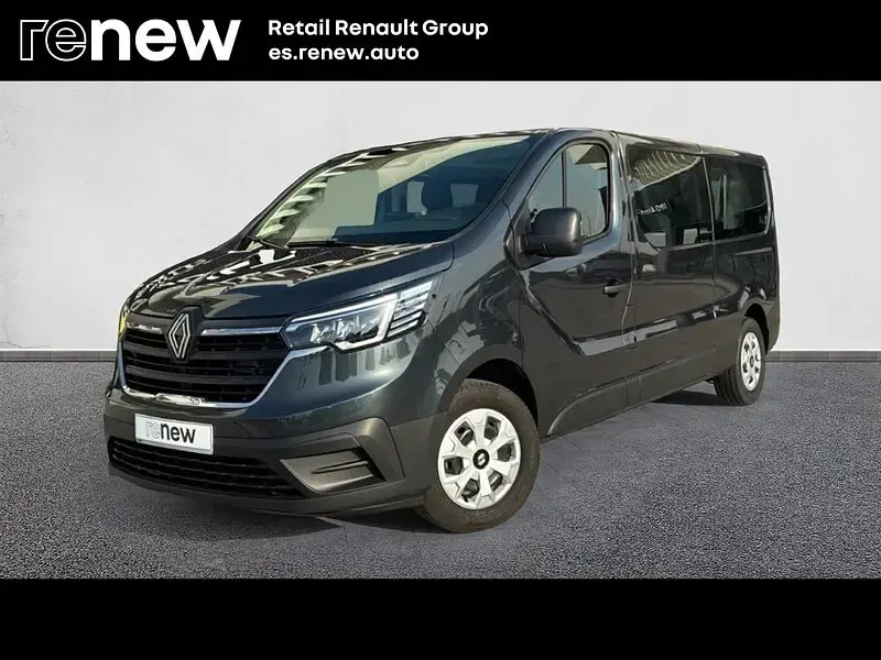 Usado Renault Trafic 150 CV (110 kW) 2025 Gris Monovolumen