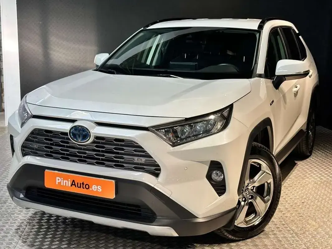 Usado Toyota RAV4 Hybrid Advance 218 CV (160 kW) 2021 Blanco SUV