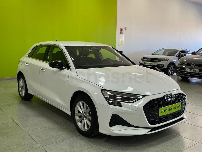 Usado Audi A3 Advanced Plus 116 CV (85 kW) 2024 Blanco Berlina