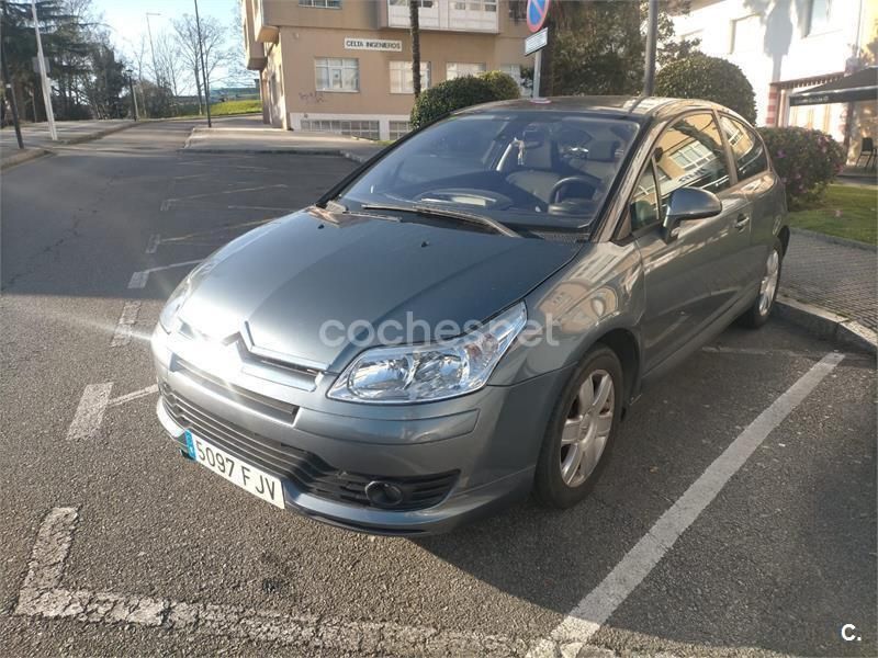 Gris / plata Usado 2006 Citroën C4 Berlina | 2600 € (Precio justo) - Imagen 1/4