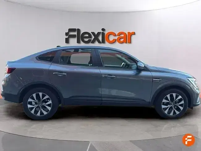 Usado Renault Arkana 145 CV (106 kW) 2022 Gris SUV
