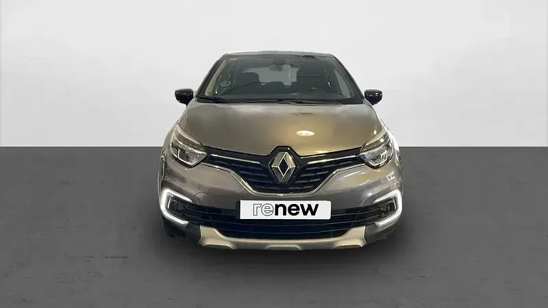 Usado Renault Captur Zen 110 CV (80 kW) 2017 Gris SUV