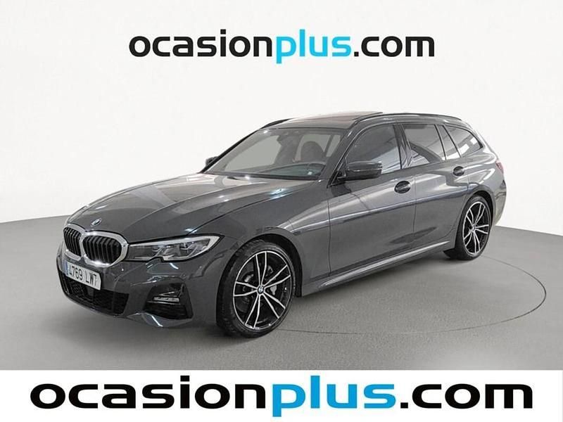Gris Usado 2022 BMW 330 Familiar | 41.082 € (Un poco caro) - Imagen 1/4
