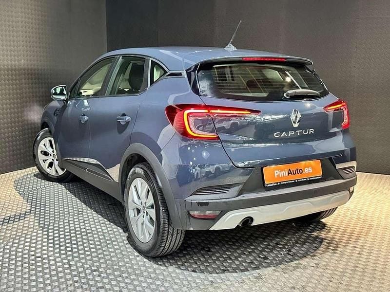 Usado Renault Captur Intens 95 HP (69 kW) 2020 Cinzento SUV