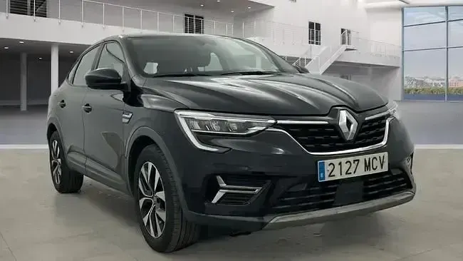 Usado Renault Arkana Equilibre 145 CV (106 kW) 2022 Negro SUV