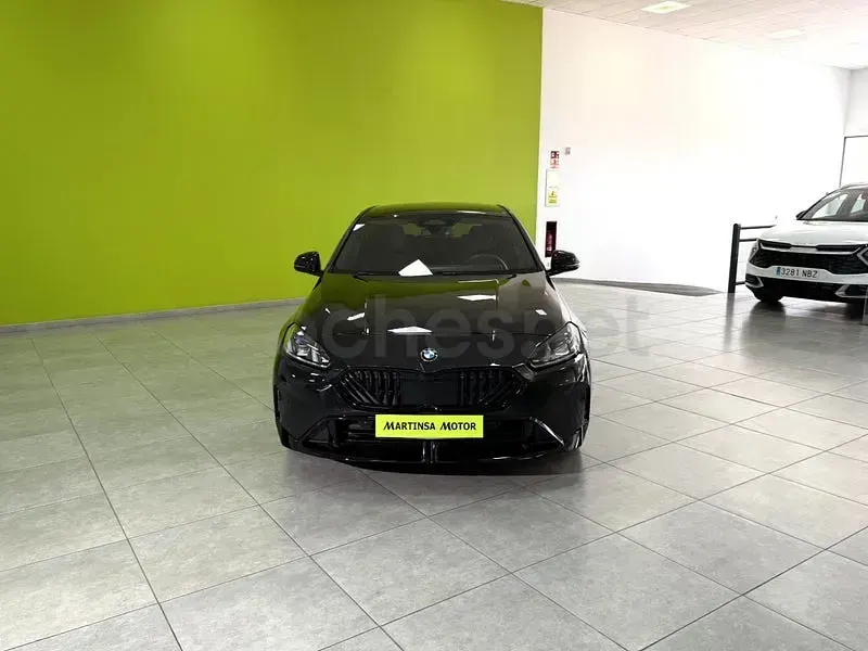 Usado BMW 120 Sport Line 163 CV (119 kW) 2025 Negro Utilitario