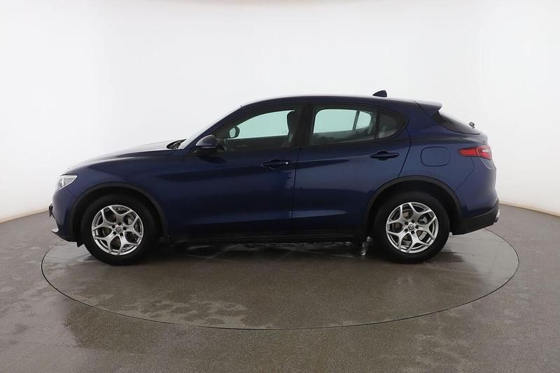 Usado Alfa Romeo Stelvio Super 150 CV (110 kW) 2018 Azul SUV