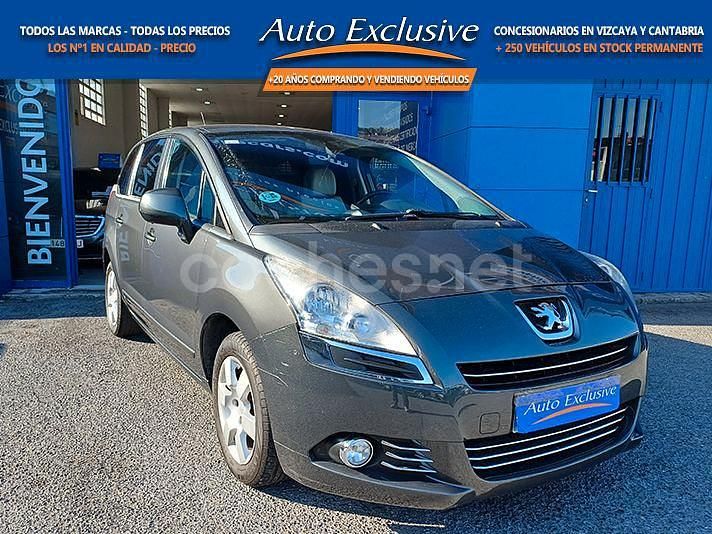 Gris / plata Usado 2011 Peugeot 5008 Active Monovolumen | 5490 € (Precio justo) - Imagen 1/4