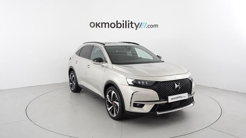 Usado DS Automobiles DS7 Crossback Performance Line Plus 300 CV (220 kW) 2022 Perla de cristal SUV