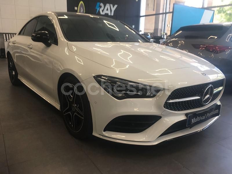 Blanco Usado 2024 Mercedes CLA200 Berlina | 39.900 € (Precio justo) - Imagen 1/4