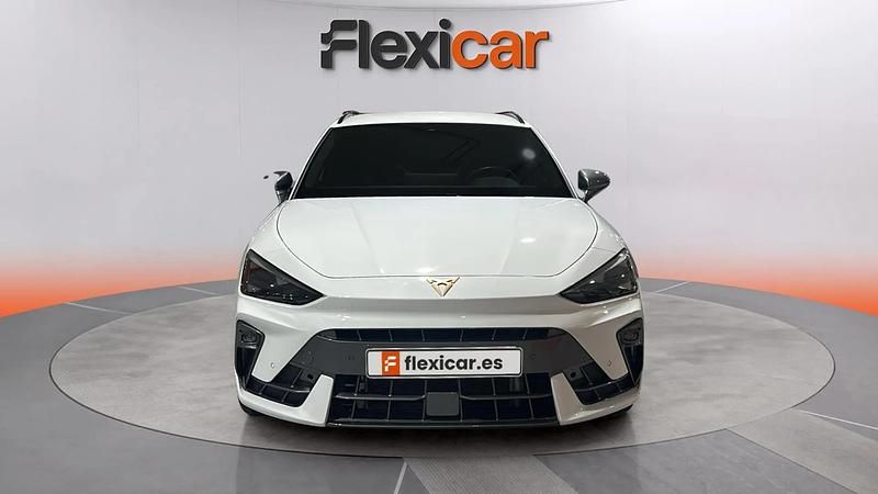 Usado Cupra Leon 150 CV (110 kW) 2025 Blanco Familiar