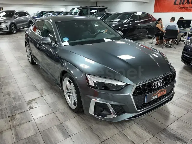 Usado Audi A5 Sportback S-Line 150 CV (110 kW) 2022 Gris / plata Utilitario