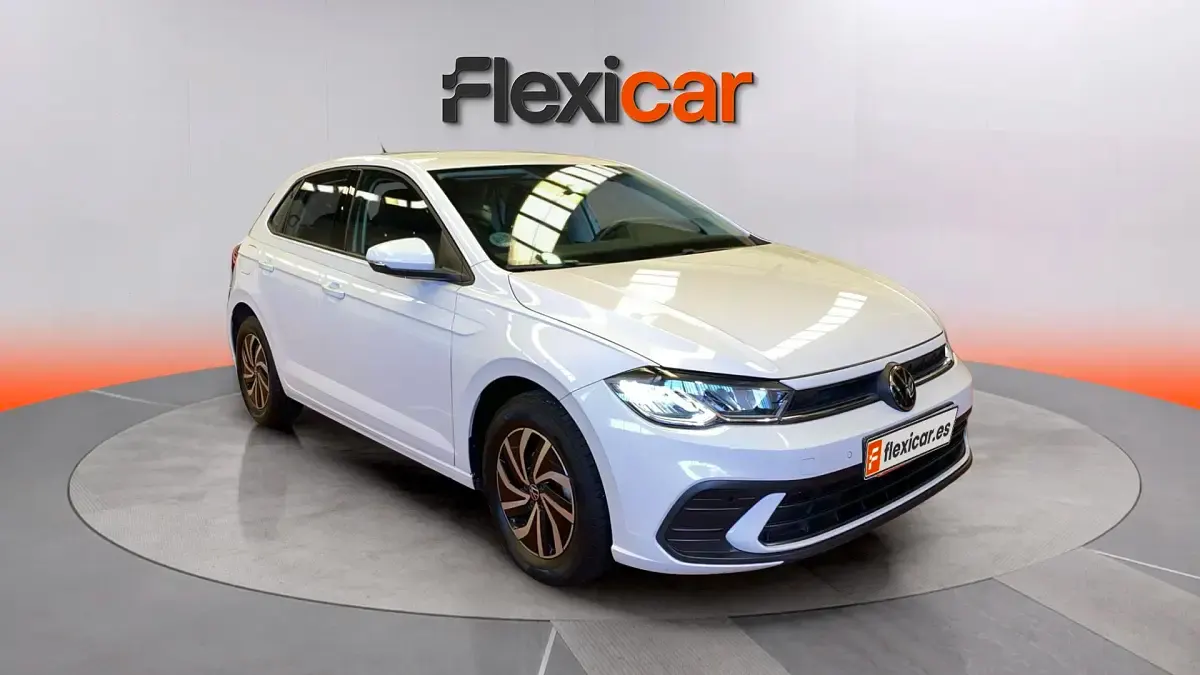 Usado VW Polo Life 95 CV (69 kW) 2023 Utilitario
