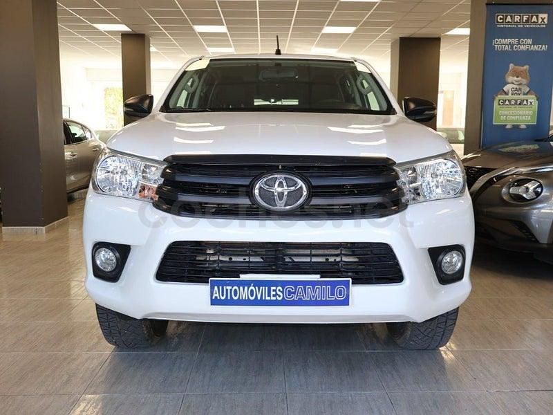Usado Toyota HiLux Plus 150 CV (110 kW) 2020 Blanco Pickup/Camioneta