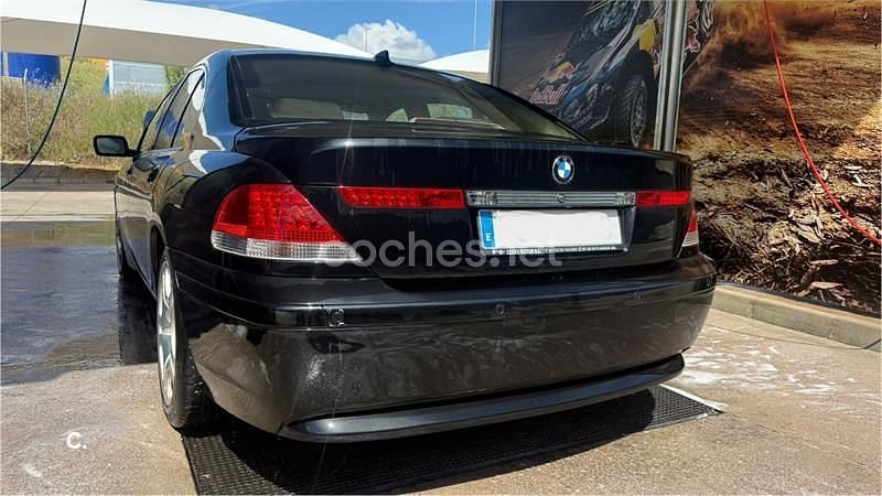 Usado BMW 745 333 CV (244 kW) 2002 Negro Berlina