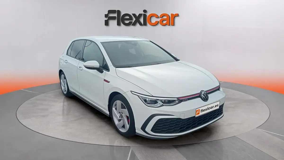Usado VW Golf VIII GTI 245 CV (180 kW) 2020 Blanco Berlina