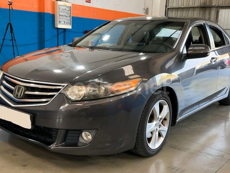 Negro Usado 2009 Honda Accord Executive Berlina | 10.100 € (Un poco caro) - Imagen 1/4