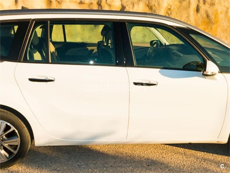 Usado Citroën C4 Feel 150 CV (110 kW) 2015 Blanco Berlina