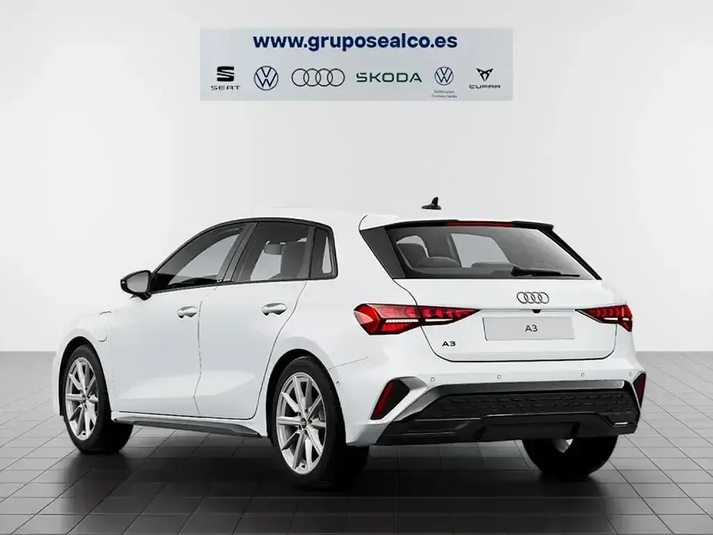 Nuevo Audi A3 Sportback e-tron Premium 204 CV (150 kW) 2026 Blanco Utilitario