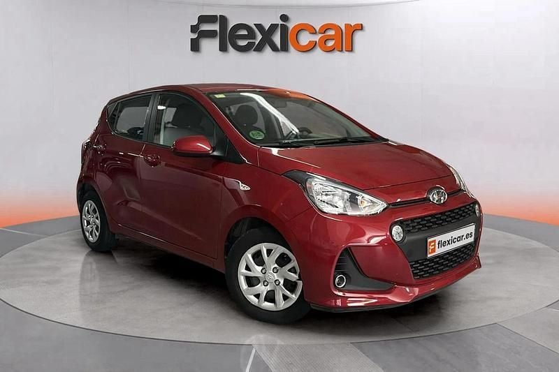 Rojo Usado 2018 Hyundai i10 Utilitario | 9990 € (Precio justo) - Imagen 1/4