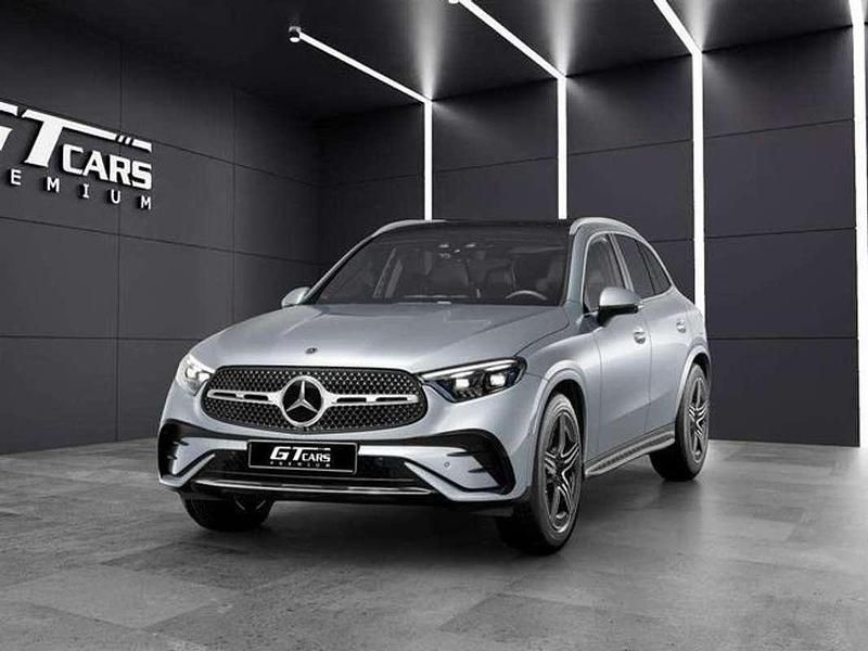 Usado Mercedes GLC300e AMG 333 CV (244 kW) 2024 Plateado SUV