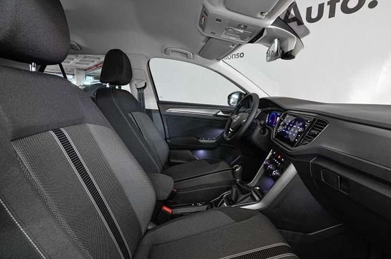 Usado VW T-Roc Design 111 CV (81 kW) 2021 Gris SUV