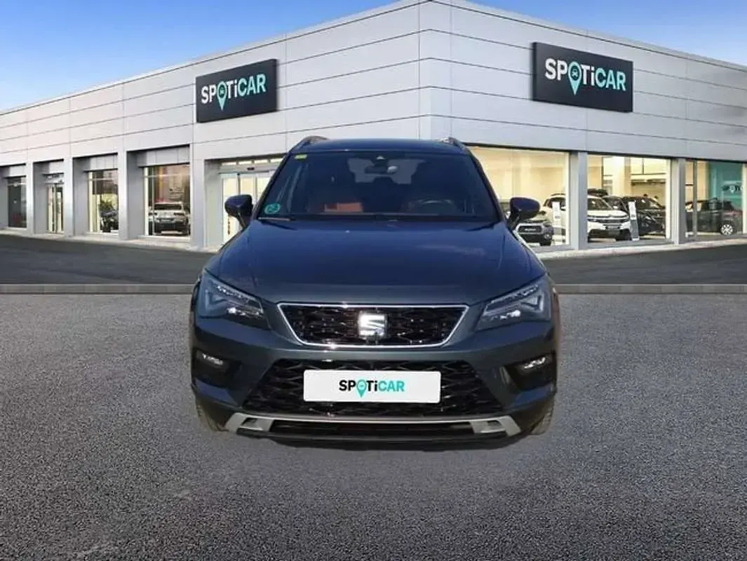 Usado Seat Ateca Ecomotive 116 CV (85 kW) 2018 Gris SUV