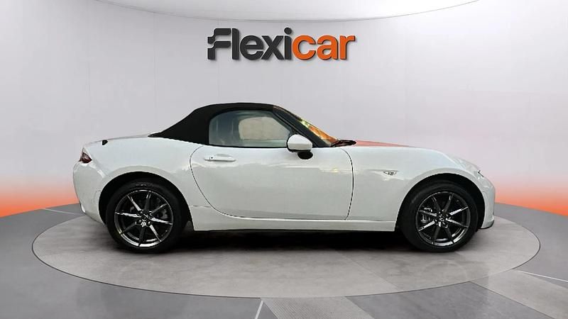 Nuevo Mazda MX5 Prime-Line 132 CV (97 kW) 2025 Blanco Descapotable