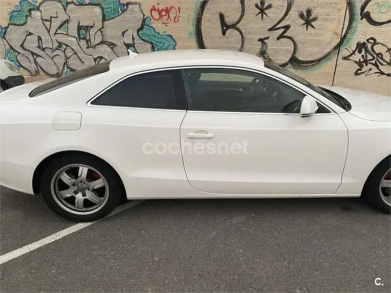 Usado Audi A5 190 CV (139 kW) 2009 Blanco Coupe