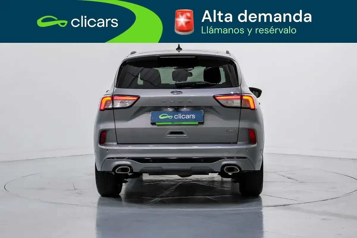 Usado Ford Kuga ST-Line 225 CV (165 kW) 2023 Gris SUV