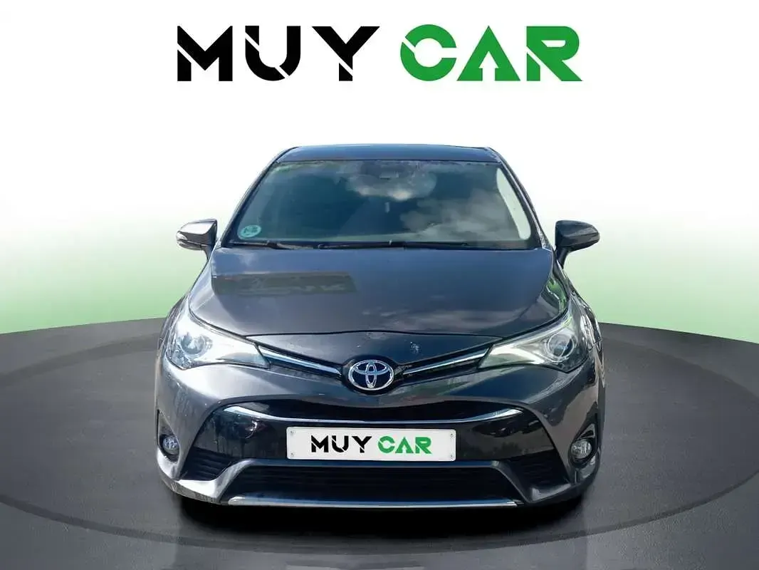 Usado Toyota Avensis Business Edition 147 CV (108 kW) 2018 Gris Berlina