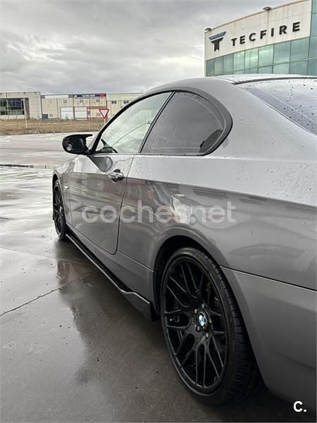 Usado BMW 320 170 CV (125 kW) 2010 Gris / plata Coupe