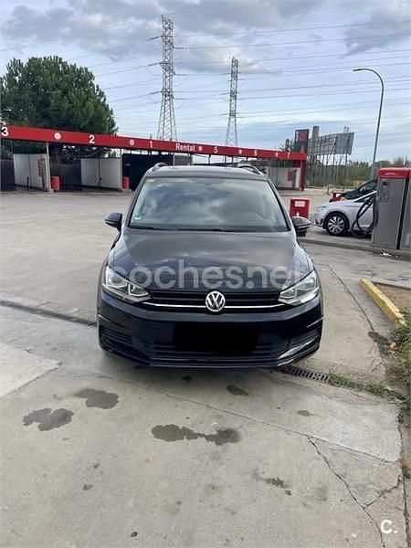 Usado VW Touran Sportline 190 CV (139 kW) 2018 Negro Monovolumen