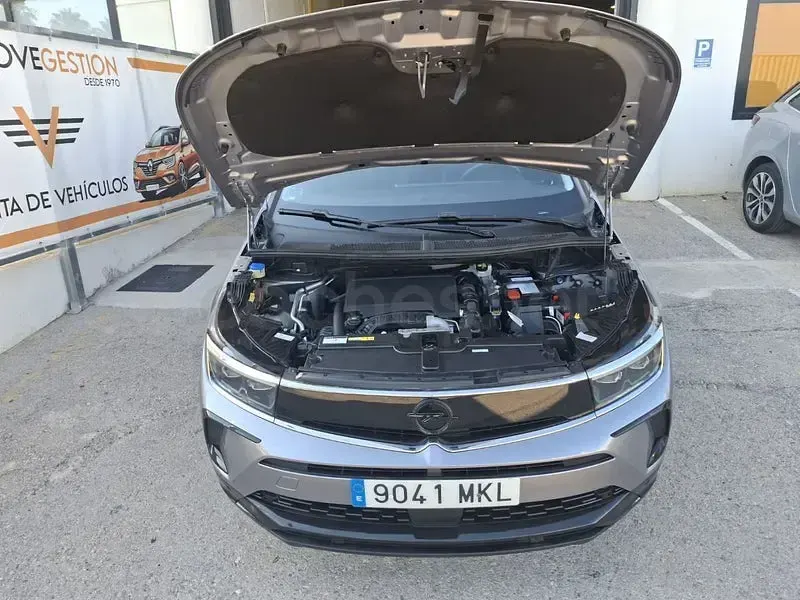 Usado Opel Grandland X 130 CV (95 kW) 2023 Gris / plata SUV