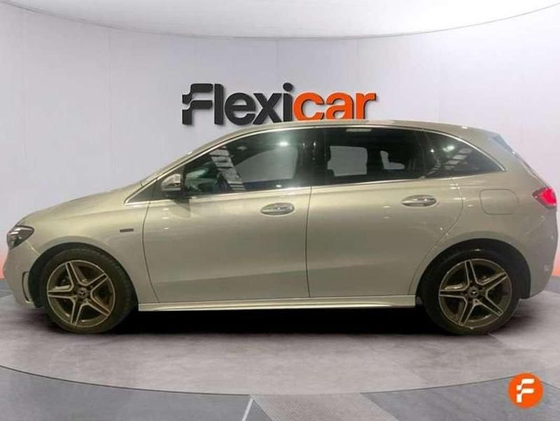 Usado Mercedes B250e 218 CV (160 kW) 2021 Gris Monovolumen