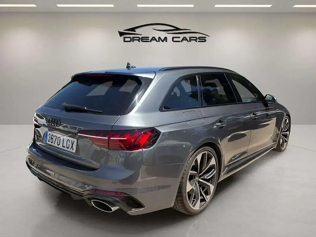 Usado Audi RS4 450 CV (330 kW) 2020 Gris Familiar