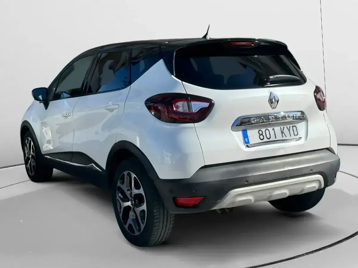 Usado Renault Captur Zen 150 CV (110 kW) 2019 Blanco SUV