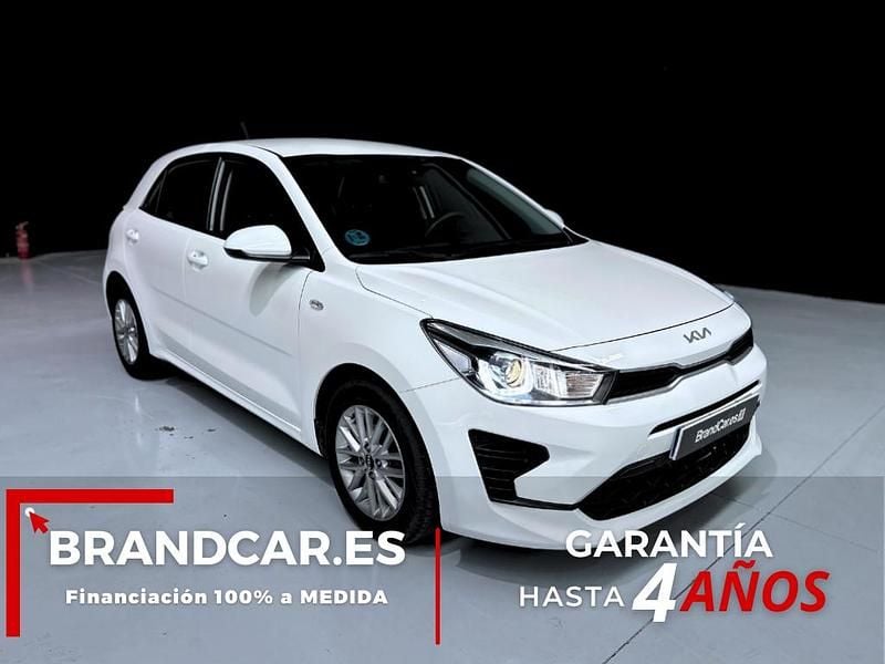 Usado Kia Rio 84 CV (61 kW) 2022 Blanco