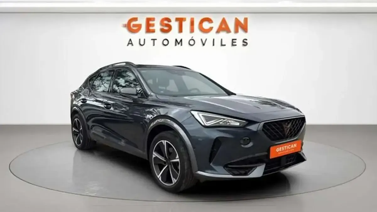 Usado Cupra Formentor 204 CV (150 kW) 2022 Gris SUV