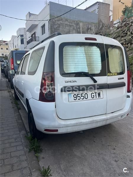 Usado Dacia Logan Lauréate 85 CV (62 kW) 2010 Blanco Familiar