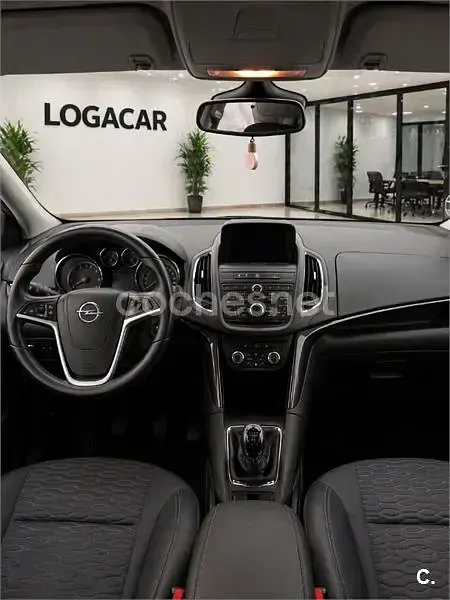 Usado Opel Zafira Tourer Excellence 136 CV (100 kW) 2014 Negro Monovolumen
