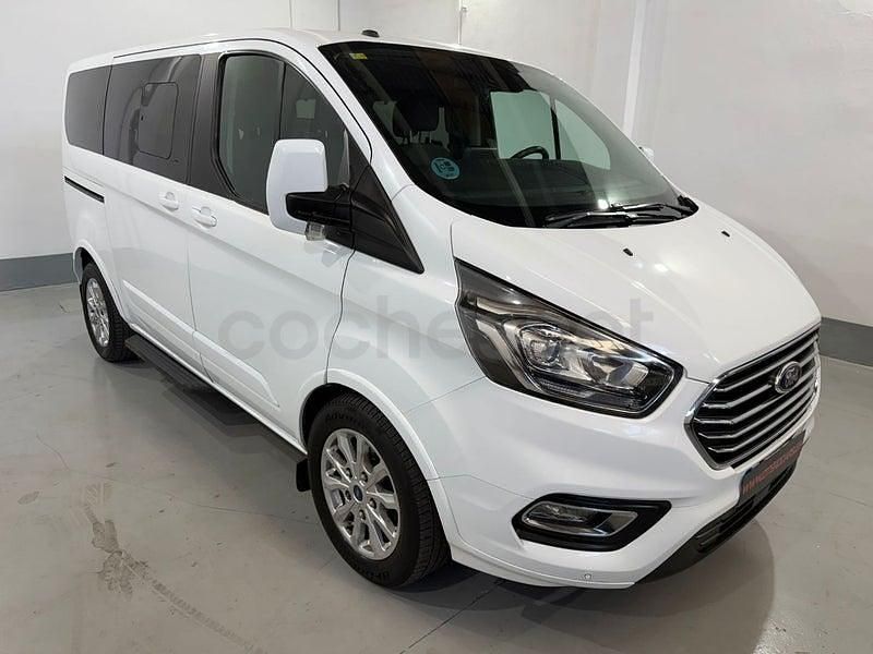 Usado Ford Tourneo Titanium 170 CV (125 kW) 2017 Blanco Monovolumen