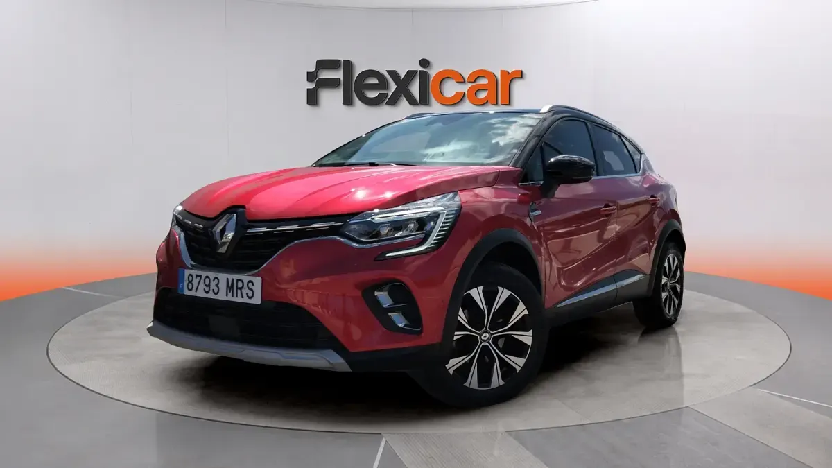 Usado Renault Captur Techno 91 CV (66 kW) 2024 Rojo SUV