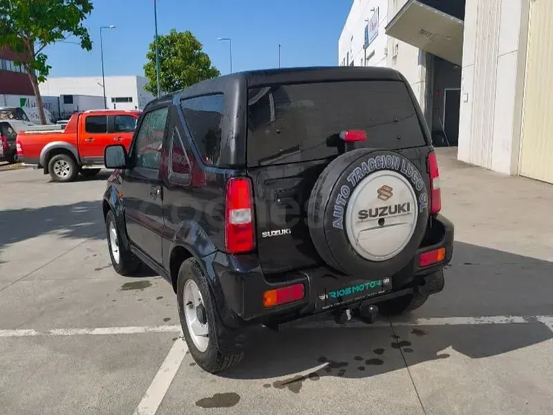 Usado Suzuki Jimny 65 CV (47 kW) 2005 Negro SUV