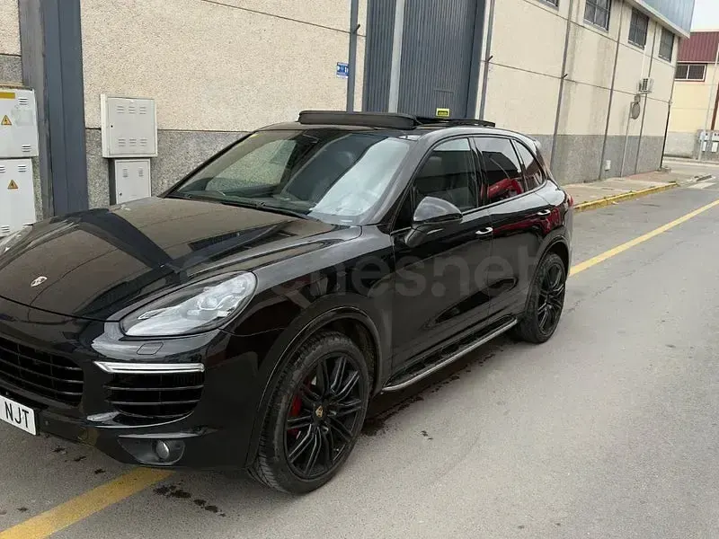 Usado Porsche Cayenne S 385 CV (283 kW) 2015 Negro SUV